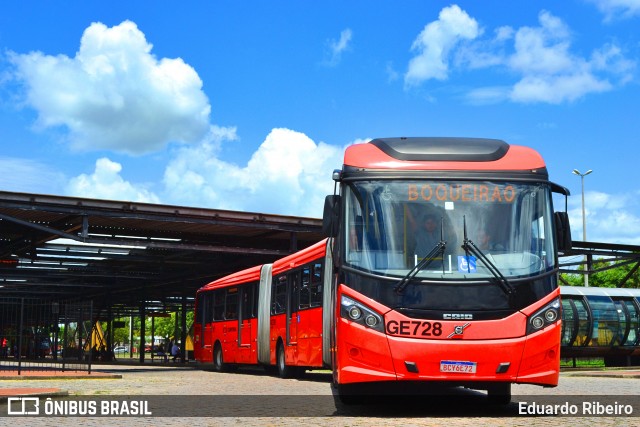 Viação Cidade Sorriso GE728 na cidade de Curitiba, Paraná, Brasil, por Eduardo Ribeiro. ID da foto: 7595609.