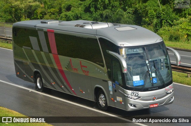 Expresso Line Tour 1925 na cidade de Santa Isabel, São Paulo, Brasil, por Rudnei Aparecido da Silva. Número da foto: #7596576.