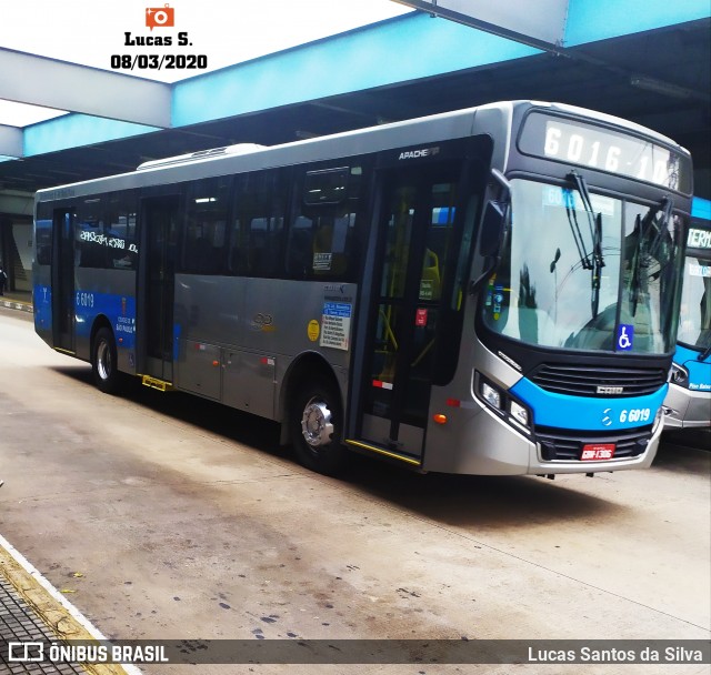 Transwolff Transportes e Turismo 6 6019 na cidade de São Paulo, São Paulo, Brasil, por Lucas Santos da Silva. ID da foto: 7599819.