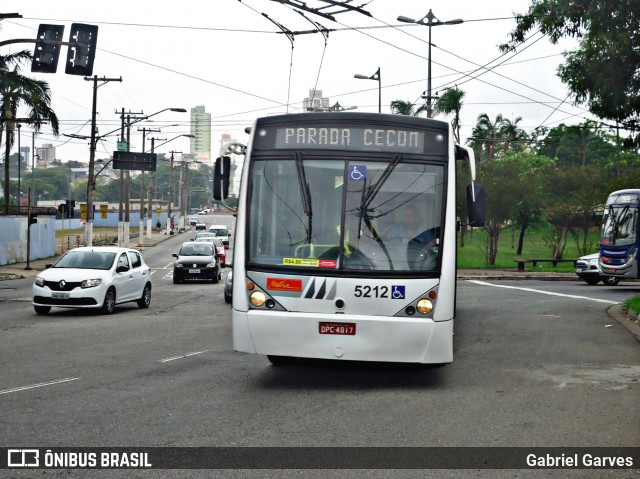 Metra - Sistema Metropolitano de Transporte 5212 na cidade de Santo André, São Paulo, Brasil, por Gabriel Garves. Número da foto: #7599422.