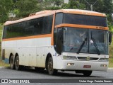 Ônibus Particulares 9083 na cidade de Trindade, Goiás, Brasil, por Victor Hugo  Ferreira Soares. Número da foto: #:id.