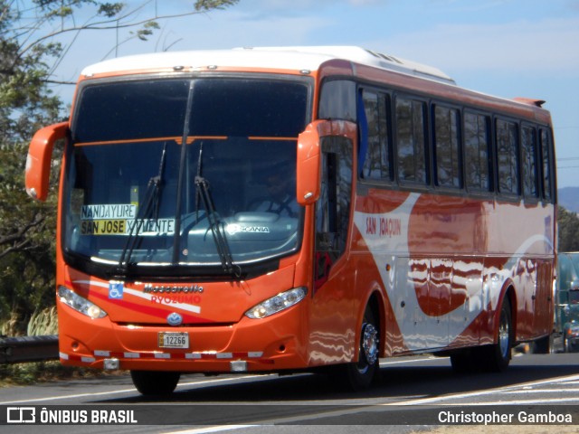 TransRyo SJB 12266 na cidade de Alajuela, Alajuela, Alajuela, Costa Rica, por Christopher Gamboa. ID da foto: 7603502.