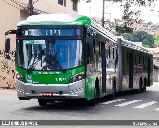 Viação Santa Brígida 1 1041 na cidade de São Paulo, São Paulo, Brasil, por Gustavo Lima. ID da foto: 7605993.