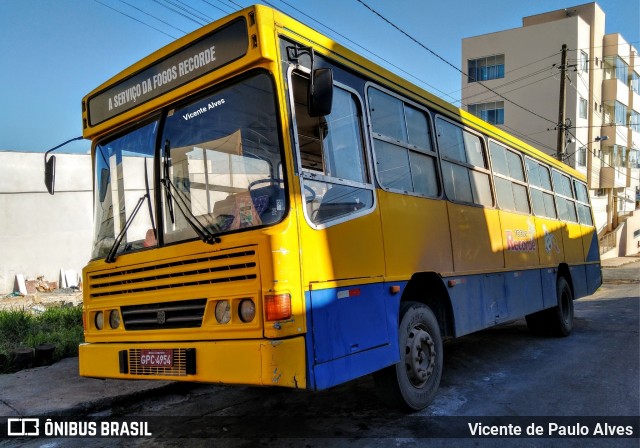 Fogos Recorde 4954 na cidade de Santo Antônio do Monte, Minas Gerais, Brasil, por Vicente de Paulo Alves. Número da foto: #7603976.