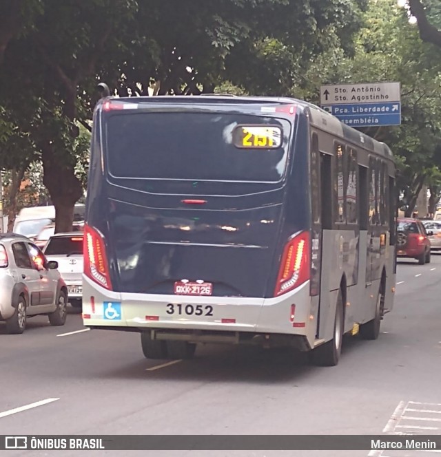 Viação Zurick 31052 na cidade de Belo Horizonte, Minas Gerais, Brasil, por Marco Menin. Número da foto: #7606030.