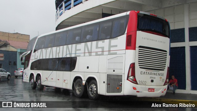 Auto Viação Catarinense 3502 na cidade de Aparecida, São Paulo, Brasil, por Alex Ramos Ribeiro. ID da foto: 7609530.