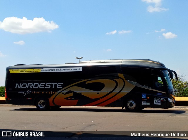 Expresso Nordeste 4995 na cidade de Londrina, Paraná, Brasil, por Matheus Henrique Delfino. ID da foto: 7613474.