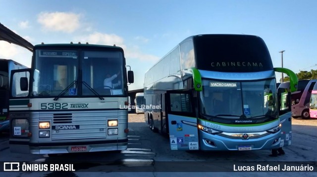 Viação Garcia 5392 na cidade de Curitiba, Paraná, Brasil, por Lucas Rafael Januário. Número da foto: #7612593.