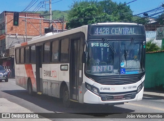 Evanil Transportes e Turismo RJ 132.086 na cidade de Rio de Janeiro, Rio de Janeiro, Brasil, por João Victor Damião. ID da foto: 7615643.