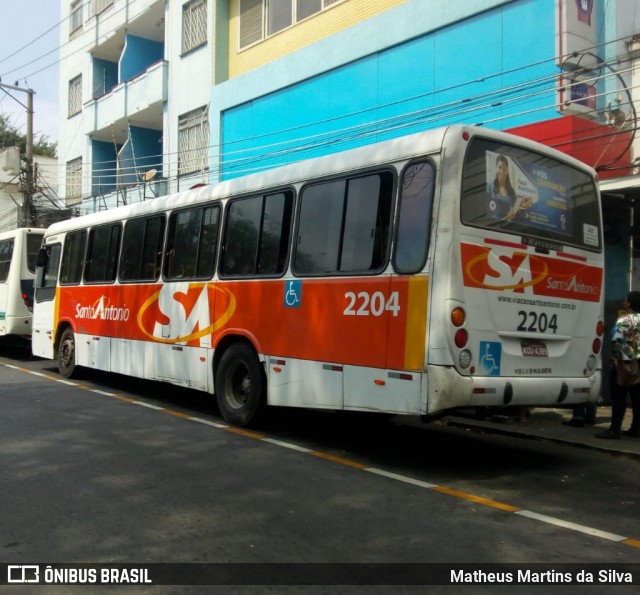 Viação Santo Antônio e Turismo 2204 na cidade de Barra do Piraí, Rio de Janeiro, Brasil, por Matheus Martins da Silva. Número da foto: #7615334.