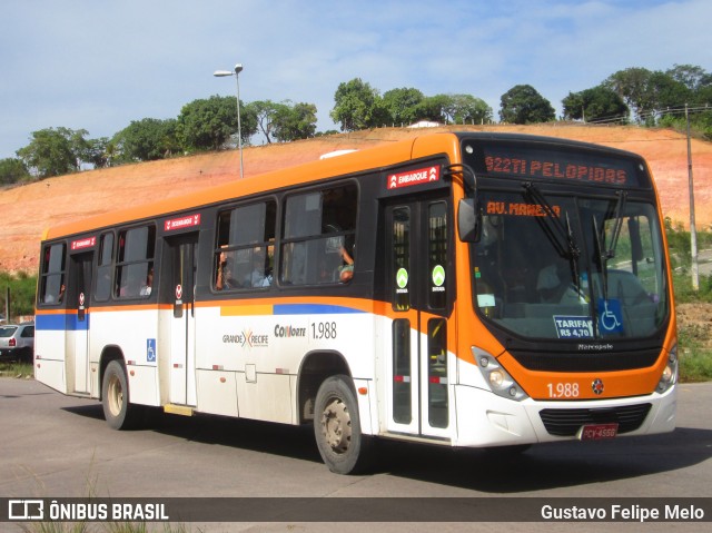 Rodotur Turismo 1.988 na cidade de Paulista, Pernambuco, Brasil, por Gustavo Felipe Melo. ID da foto: 7617291.