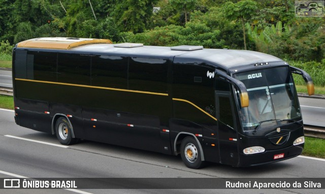 Ônibus Particulares 2698 na cidade de Santa Isabel, São Paulo, Brasil, por Rudnei Aparecido da Silva. ID da foto: 7615967.