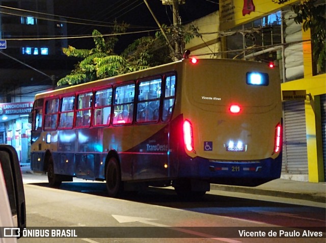 Trancid - Transporte Cidade de Divinópolis 211 na cidade de Divinópolis, Minas Gerais, Brasil, por Vicente de Paulo Alves. ID da foto: 7618230.