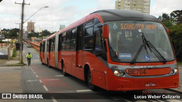 Transporte Coletivo Glória BE704 na cidade de Curitiba, Paraná, Brasil, por Lucas Weber Calizario. Número da foto: #7620429.