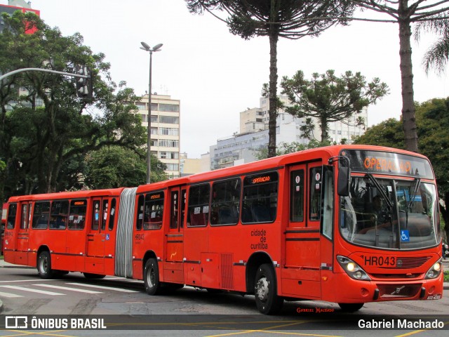Auto Viação Redentor HR043 na cidade de Curitiba, Paraná, Brasil, por Gabriel Machado. Número da foto: #7622794.
