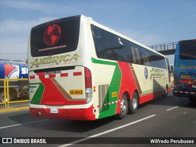 America Express 8642 na cidade de Lima, Lima, Lima Metropolitana, Peru, por Wilfredo Perubuses. Número da foto: #7624014.