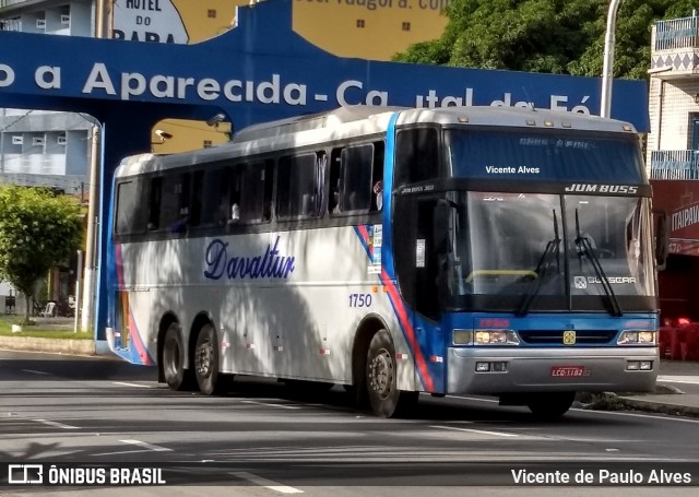 Davaltur 1750 na cidade de Aparecida, São Paulo, Brasil, por Vicente de Paulo Alves. ID da foto: 7622857.