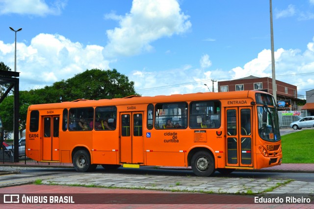 Auto Viação São José dos Pinhais EA194 na cidade de Curitiba, Paraná, Brasil, por Eduardo Ribeiro. ID da foto: 7575821.