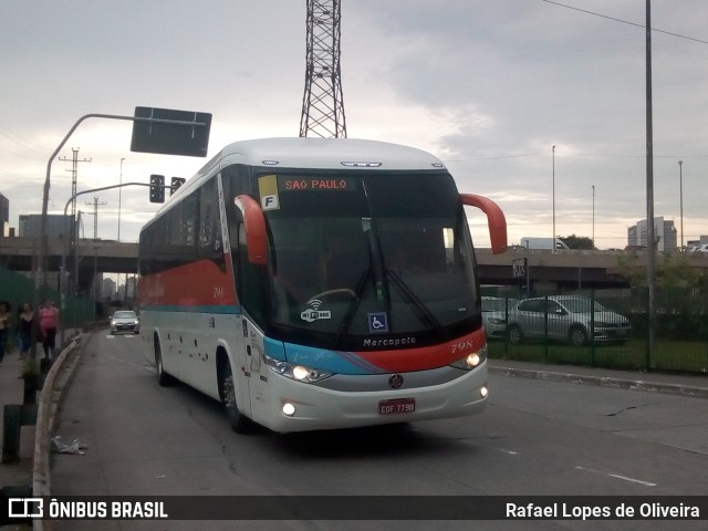 Viação Vale do Tietê 798 na cidade de São Paulo, São Paulo, Brasil, por Rafael Lopes de Oliveira. ID da foto: 7575897.