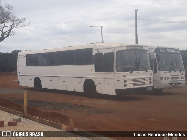 Dalba Engenharia onibus casa na cidade de Guarapuava, Paraná, Brasil, por Lucas Henrique Mendes. ID da foto: 7575648.