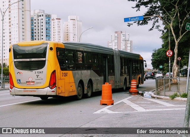 Viação Metrópole Paulista - Zona Leste 3 1247 na cidade de São Paulo, São Paulo, Brasil, por Eder  Simoes Rodrigues. Número da foto: #7574410.
