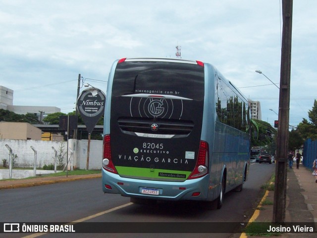 Viação Garcia 82045 na cidade de Apucarana, Paraná, Brasil, por Josino Vieira. ID da foto: 7573798.