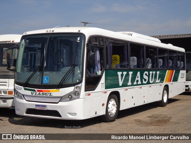 Viasul - Auto Viação Venâncio Aires 1220 na cidade de Venâncio Aires, Rio Grande do Sul, Brasil, por Ricardo Manoel Limberger Carvalho. Número da foto: #7625857.