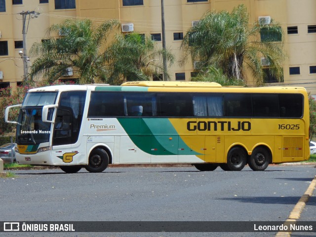 Empresa Gontijo de Transportes 16025 na cidade de Uberaba, Minas Gerais, Brasil, por Leonardo Nunes. ID da foto: 7624342.