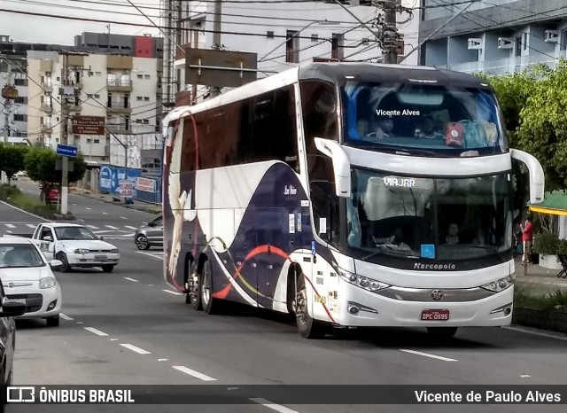 Ônibus Particulares 10000 na cidade de Aparecida, São Paulo, Brasil, por Vicente de Paulo Alves. Número da foto: #7625595.