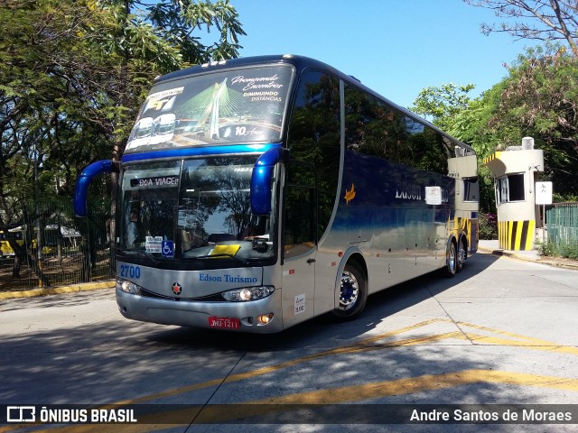 Edson Turismo 2700 na cidade de São Paulo, São Paulo, Brasil, por Andre Santos de Moraes. Número da foto: #7628168.