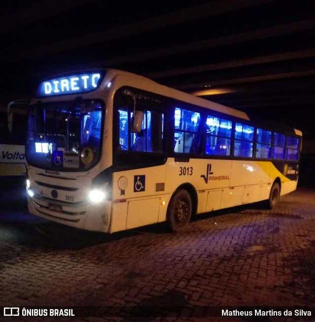 Viação Pinheiral 3013 na cidade de Volta Redonda, Rio de Janeiro, Brasil, por Matheus Martins da Silva. ID da foto: 7633236.