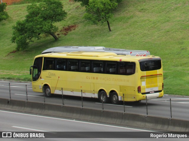 Viação Itapemirim 8657 na cidade de São José dos Campos, São Paulo, Brasil, por Rogerio Marques. Número da foto: #7635090.