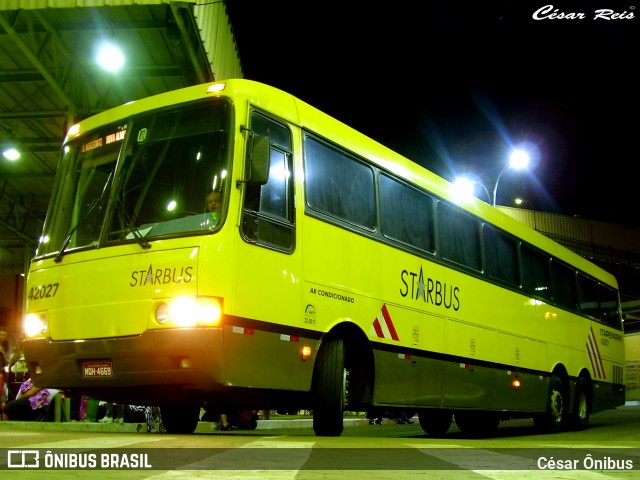 Viação Itapemirim 42027 na cidade de Belo Horizonte, Minas Gerais, Brasil, por César Ônibus. ID da foto: 7635744.