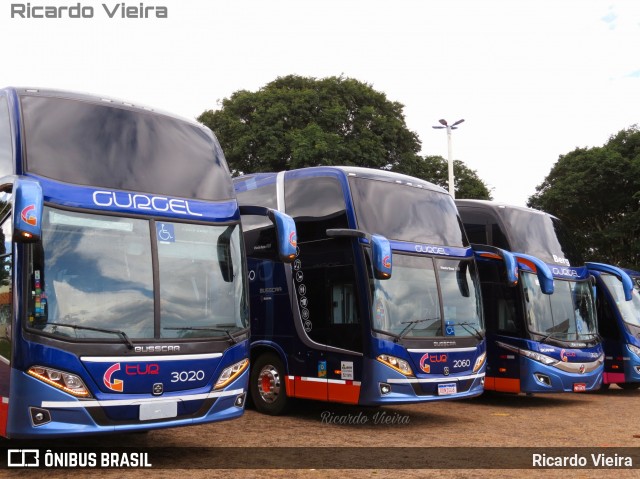 Gurgel Tur 3020 na cidade de Cristalina, Goiás, Brasil, por Ricardo Vieira. Número da foto: #7633278.