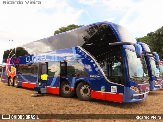 Gurgel Tur 3020 na cidade de Cristalina, Goiás, Brasil, por Ricardo Vieira. ID da foto: 7633295.