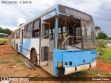Sucata e Desmanches 201081 na cidade de Novo Gama, Goiás, Brasil, por Ricardo Vieira. Número da foto: #:id.