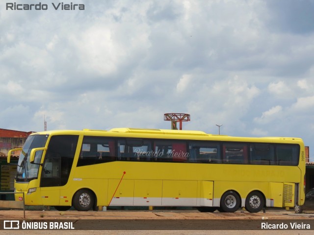 Ônibus Particulares 8144 na cidade de Santa Maria, Distrito Federal, Brasil, por Ricardo Vieira. ID da foto: 7640807.