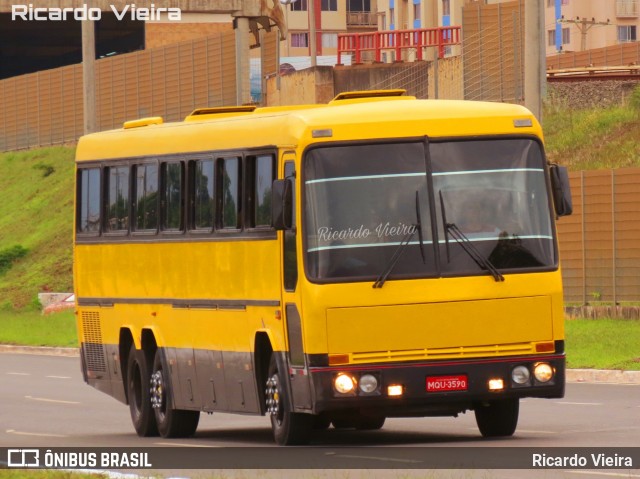 Ônibus Particulares MQU3590 na cidade de Taguatinga, Distrito Federal, Brasil, por Ricardo Vieira. ID da foto: 7640342.