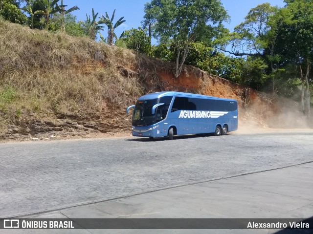 Viação Águia Branca 32830 na cidade de Gandu, Bahia, Brasil, por Alexsandro Vieira. Número da foto: #7640351.
