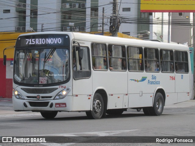 Empresa São Francisco 7164 na cidade de Maceió, Alagoas, Brasil, por Rodrigo Fonseca. Número da foto: #7642542.