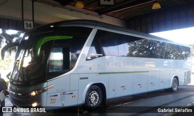 Viação Garcia 8144 na cidade de Ourinhos, São Paulo, Brasil, por Gabriel Serafim. Número da foto: #7644826.