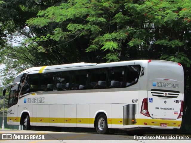 Empresa Cruz 43907 na cidade de São Paulo, São Paulo, Brasil, por Francisco Mauricio Freire. ID da foto: 7645802.