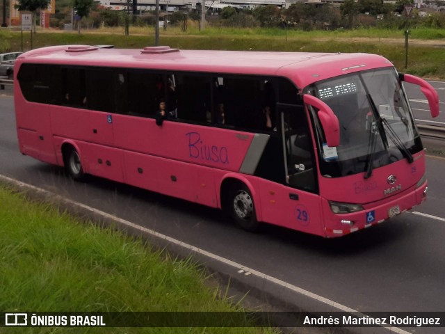 BIUSA 29 na cidade de San José, San José, Costa Rica, por Andrés Martínez Rodríguez. ID da foto: 7649088.