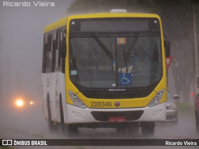 Viação Pioneira 228346 na cidade de Santa Maria, Distrito Federal, Brasil, por Ricardo Vieira. Número da foto: #7649390.