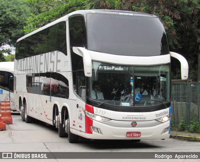 Auto Viação Catarinense 3717 na cidade de São Paulo, São Paulo, Brasil, por Rodrigo  Aparecido. ID da foto: 7650251.