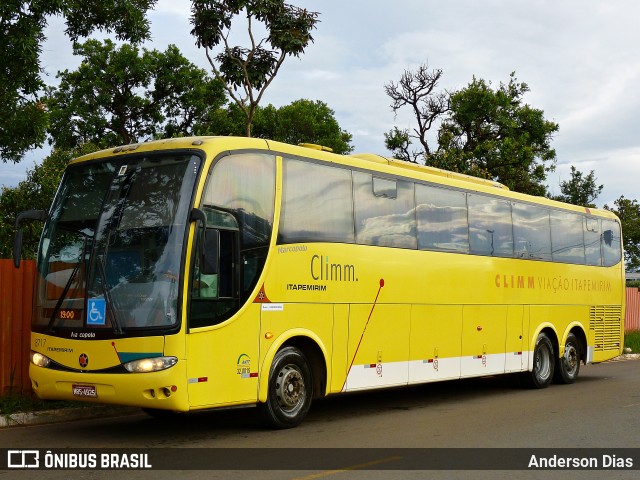 Viação Itapemirim 8717 na cidade de Brasília, Distrito Federal, Brasil, por Anderson Dias. ID da foto: 7650456.