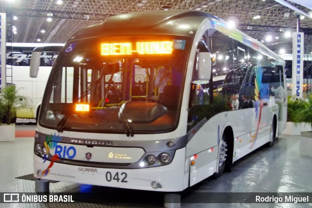 Translitorânea Turística 042 na cidade de Rio de Janeiro, Rio de Janeiro, Brasil, por Rodrigo Miguel. ID da foto: 7650384.