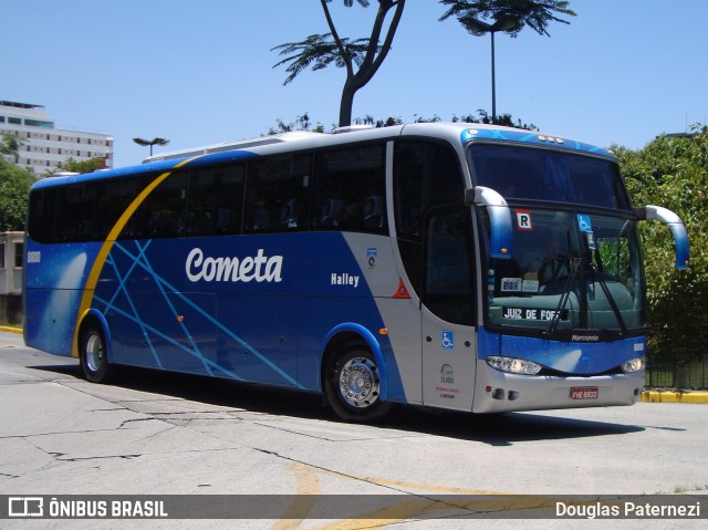 Viação Cometa 8800 na cidade de São Paulo, São Paulo, Brasil, por Douglas Paternezi. Número da foto: #7649985.