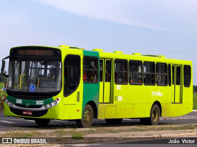 Viação Piauiense 01380 na cidade de Teresina, Piauí, Brasil, por João Victor. ID da foto: 7576525.