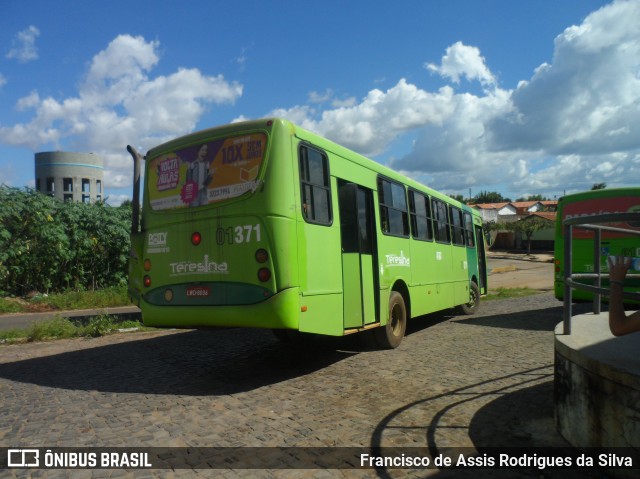 Viação Piauiense 01371 na cidade de Teresina, Piauí, Brasil, por Francisco de Assis Rodrigues da Silva. Número da foto: #7654774.